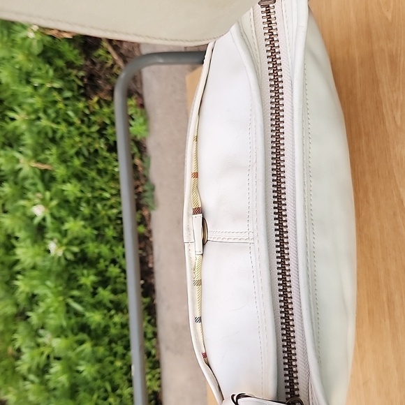 COACH VINTAGE Bleecker Tattersall Shoulder All Leather Cream with Bag Charm - Picture 10 of 13